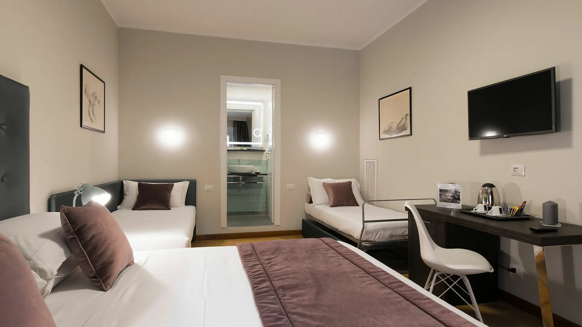 Vittoriano Suite Rome 2*,