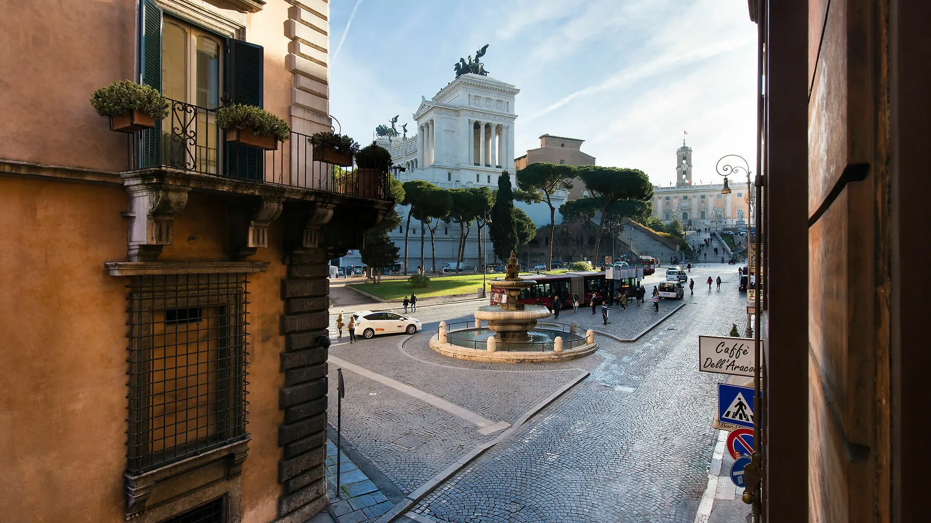 Vittoriano Suite Rome 2*,